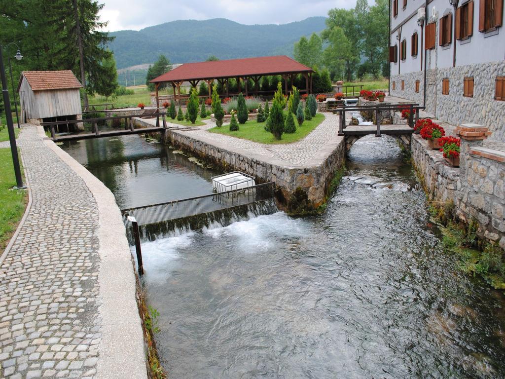贾斯卡酒店 Otočac 外观 照片