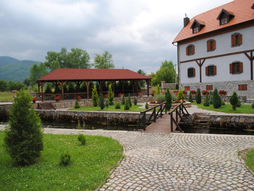 贾斯卡酒店 Otočac 外观 照片