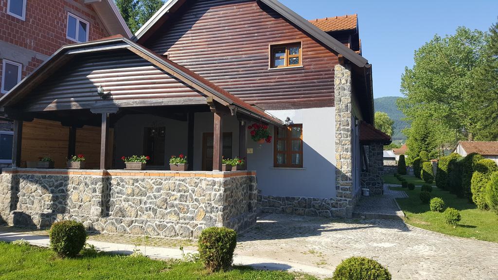 贾斯卡酒店 Otočac 外观 照片