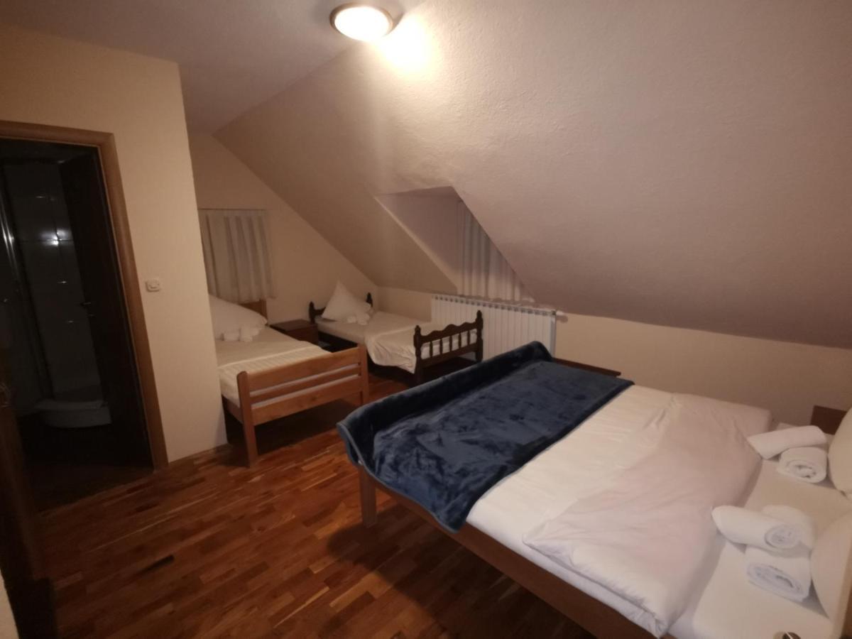 贾斯卡酒店 Otočac 外观 照片